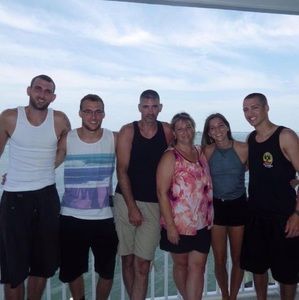 Meet your Posher, Julie